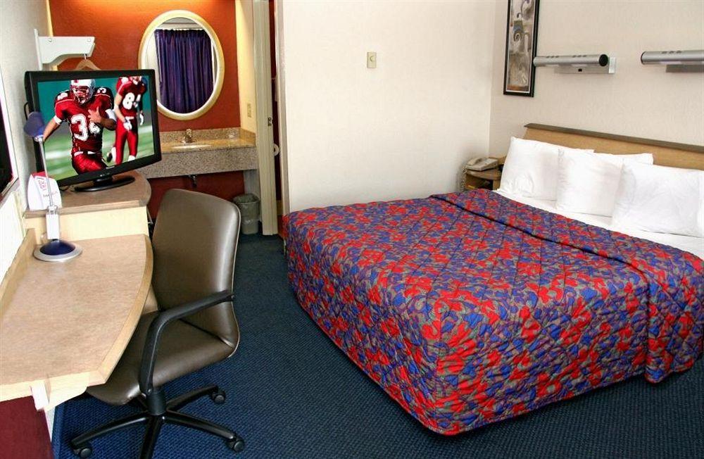 Red Roof Inn Cleveland - Mentor/ Willoughby Habitación foto